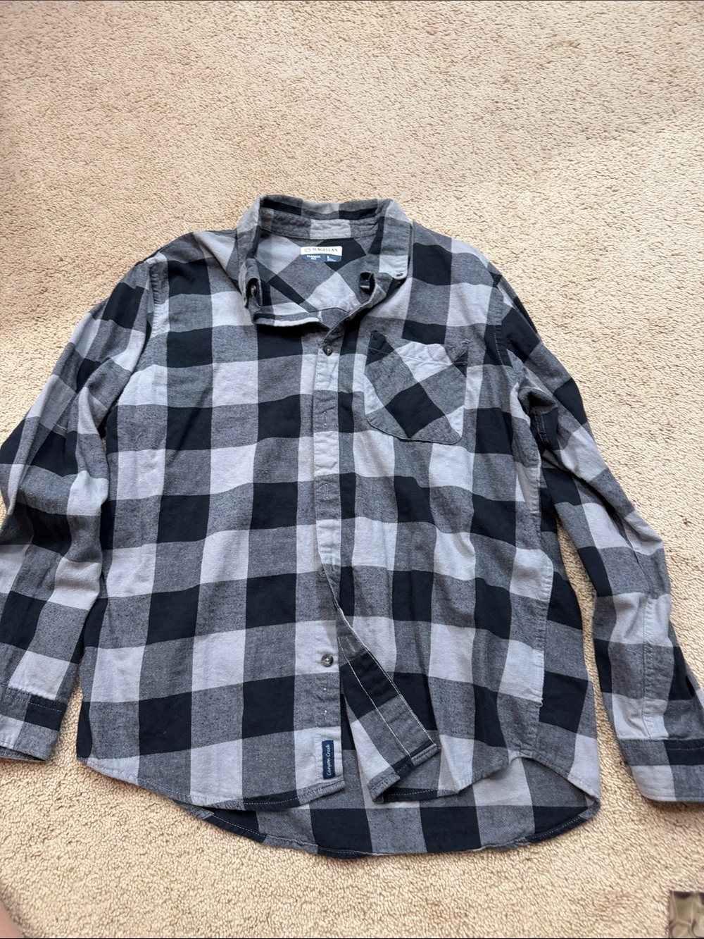 Magellan Outdoors Men’s Black & Gray Plaid Button-Down Shirt